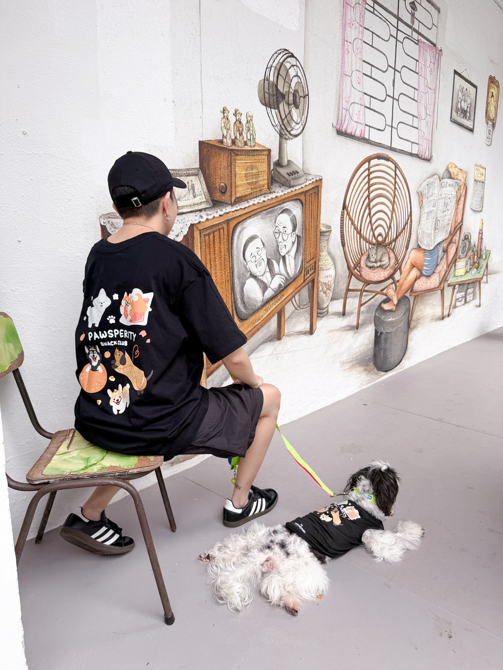 pawsperity snack club tee (black)