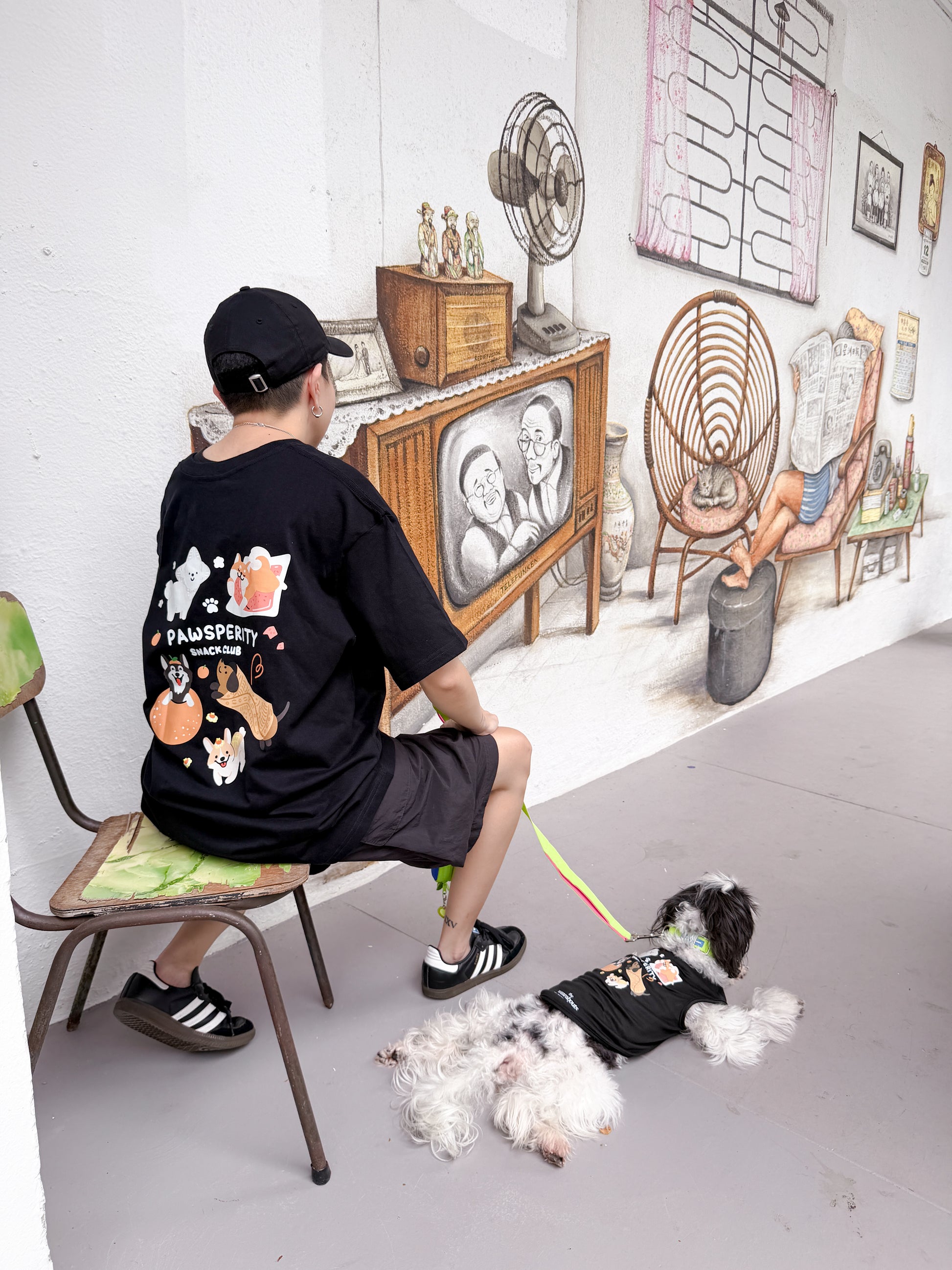 pawsperity snack club tee (black)