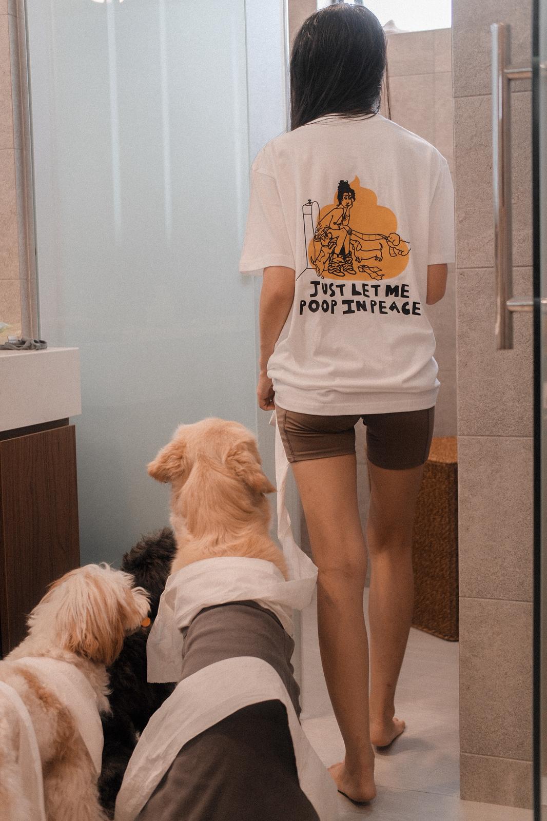 just let me poop in peace tee