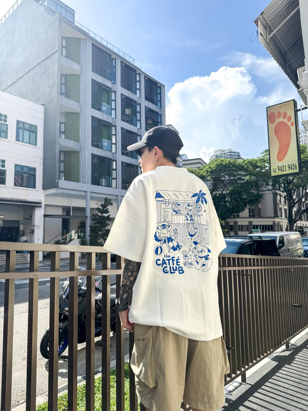 catfé club tee (white)